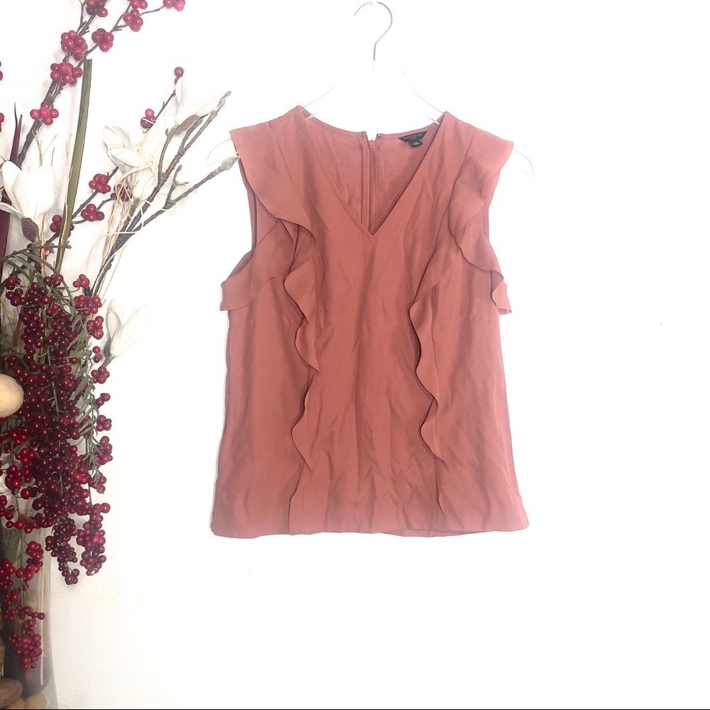 ann taylor • ruffled top